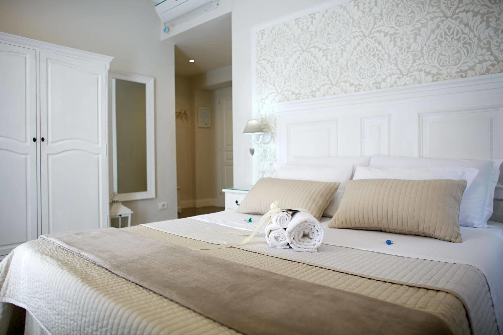 Charme & Chic Bed & Breakfast Roma Eksteriør bilde